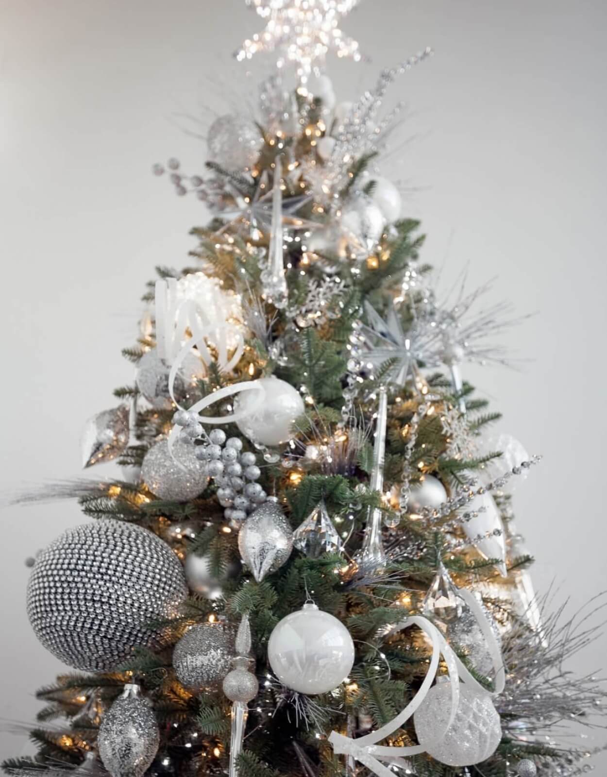 Holiday Decorating Services | Francis Interiors